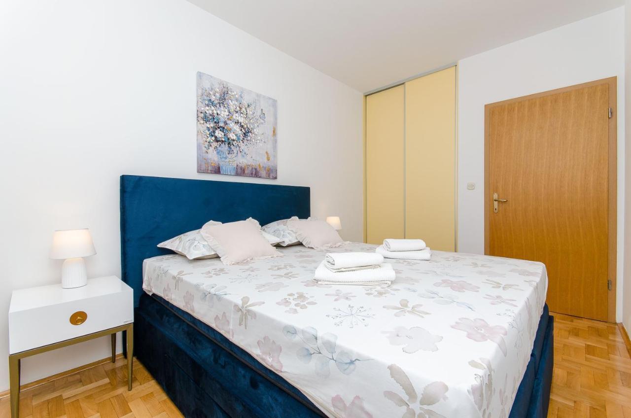Spacious Apartment Smile With Terrace And Secure Garage 스플리트 외부 사진