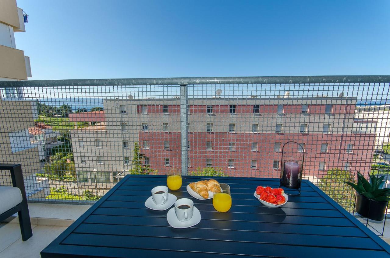 Spacious Apartment Smile With Terrace And Secure Garage 스플리트 외부 사진