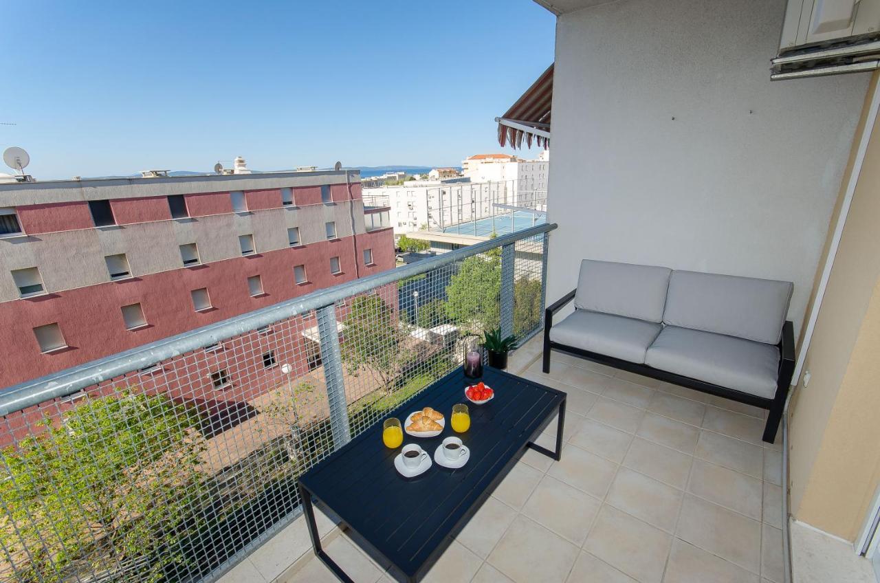 Spacious Apartment Smile With Terrace And Secure Garage 스플리트 외부 사진